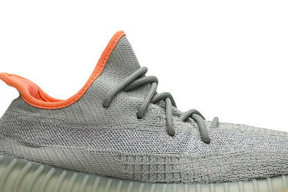 Yeezy Boost 350 V2 &