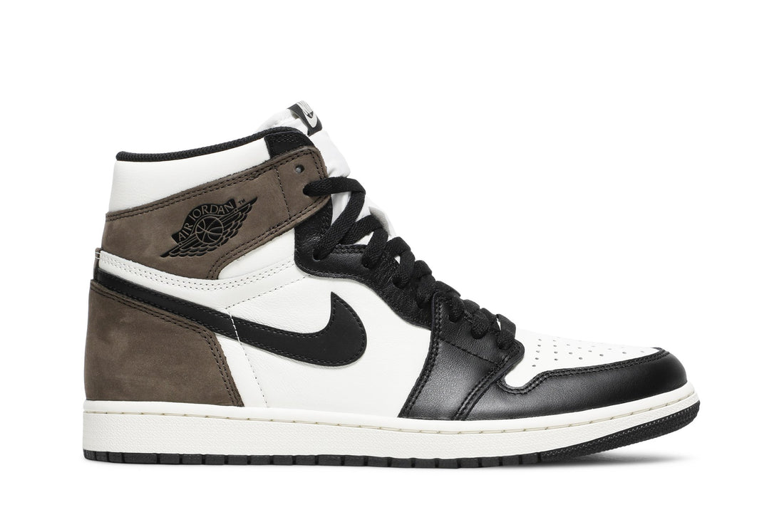 Air Jordan 1 Retro High OG &