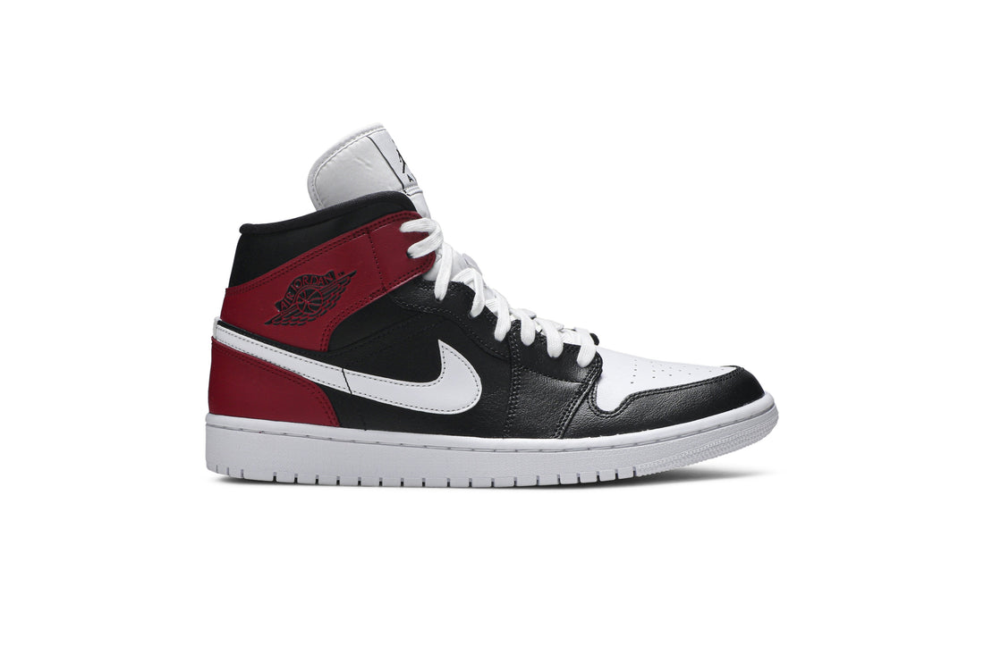 Wmns Air Jordan 1 Mid &