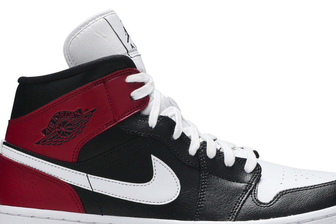 Wmns Air Jordan 1 Mid &