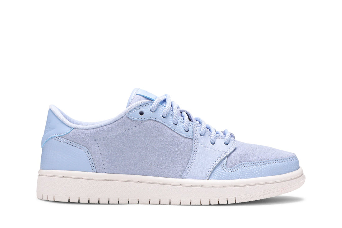 Wmns Air Jordan 1 Retro Low NS &