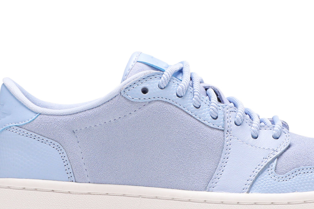 Wmns Air Jordan 1 Retro Low NS &