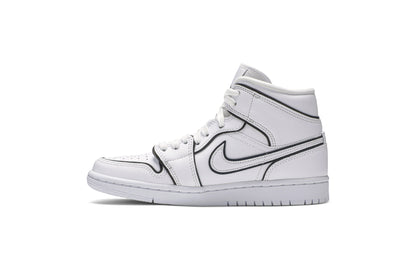 Wmns Air Jordan 1 Mid SE &