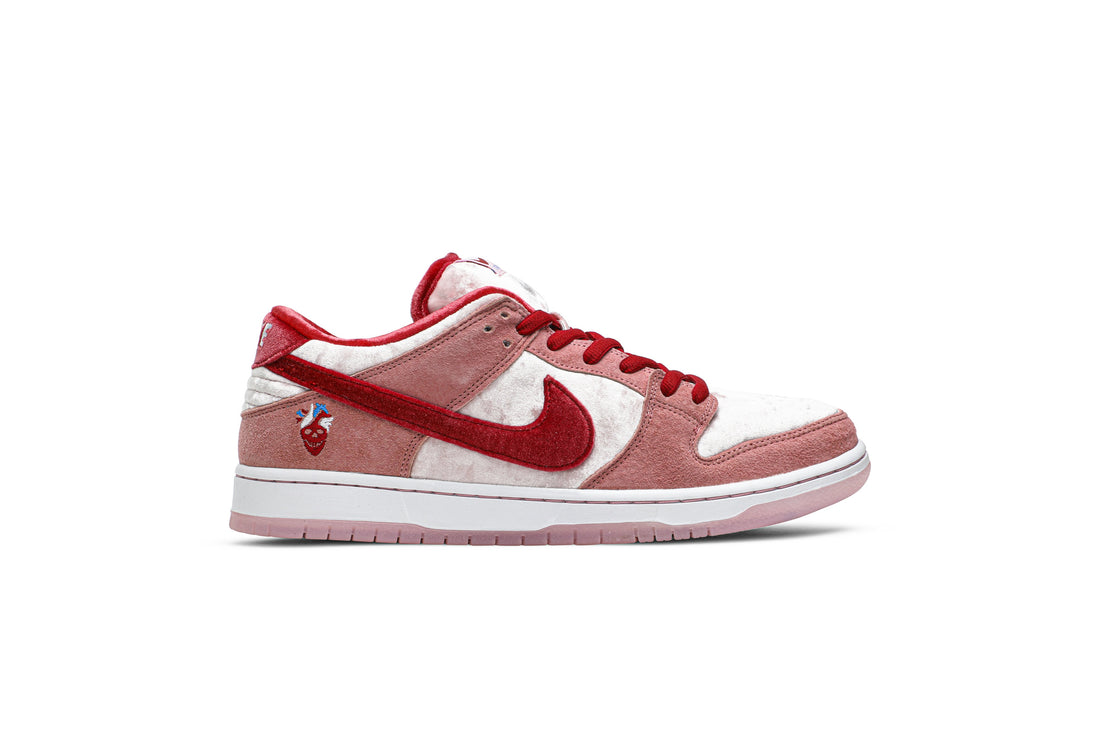 StrangeLove x Dunk Low SB &