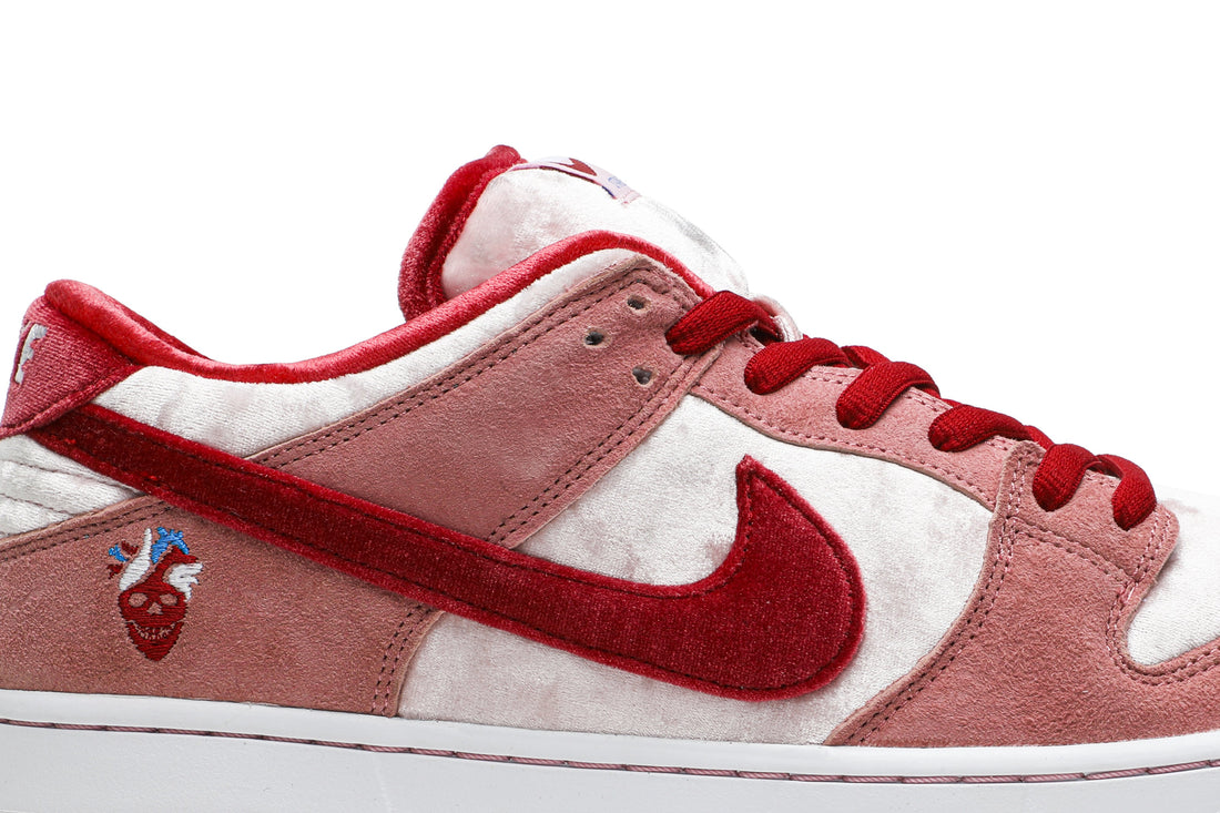 StrangeLove x Dunk Low SB &
