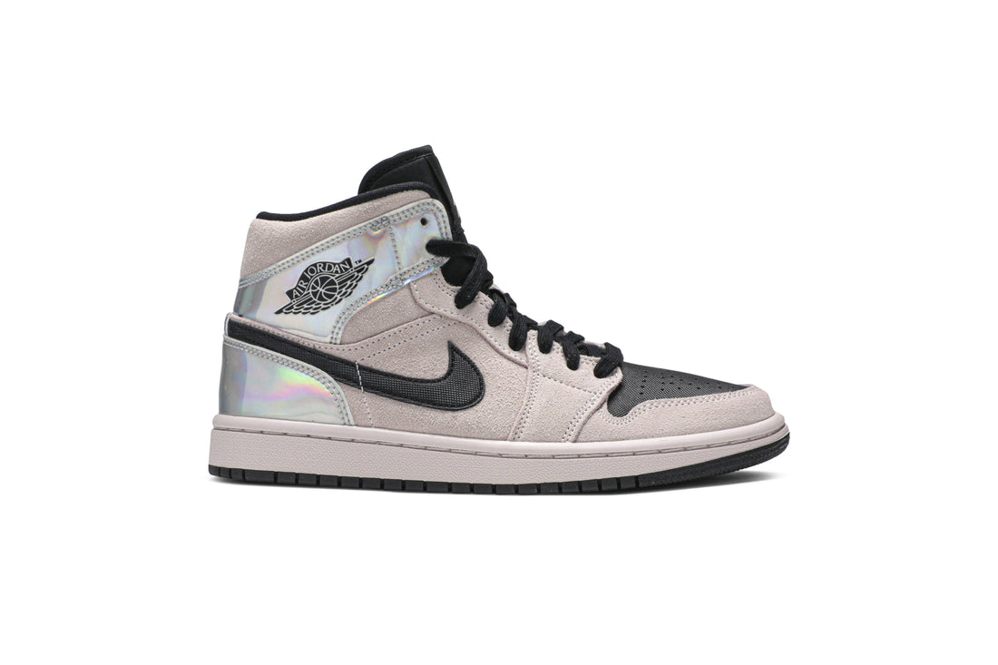 Wmns Air Jordan 1 Mid &