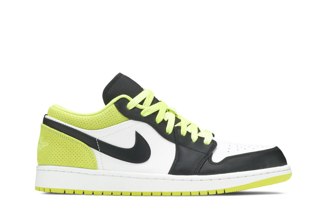 Air Jordan 1 Low &