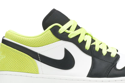Air Jordan 1 Low &