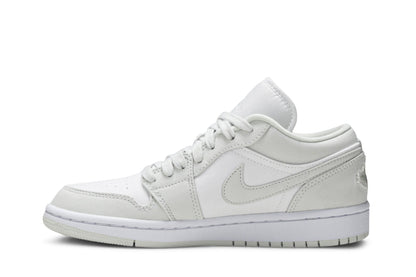Wmns Air Jordan 1 Low &