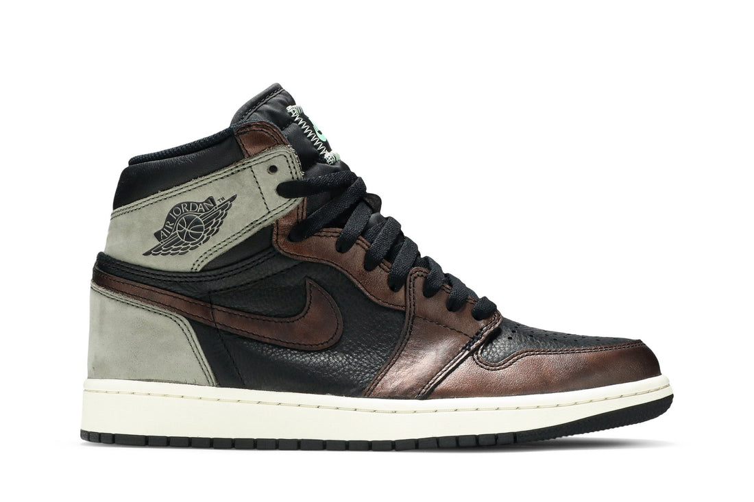 Air Jordan 1 Retro High OG &