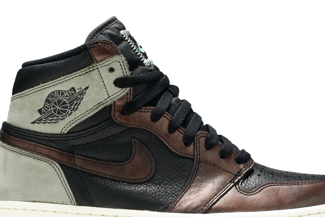 Air Jordan 1 Retro High OG &