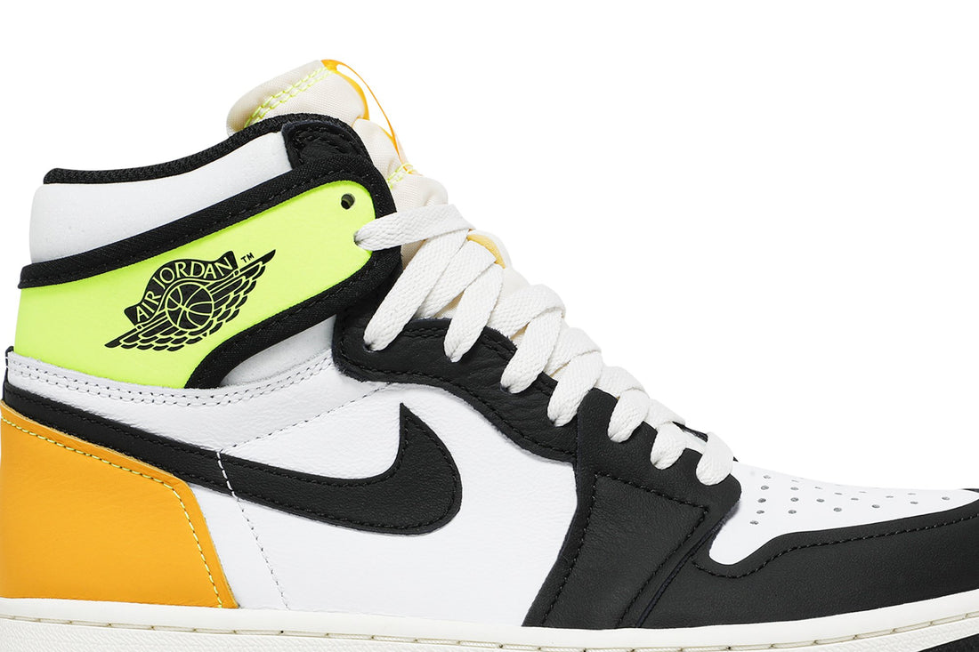 Air Jordan 1 Retro High OG &