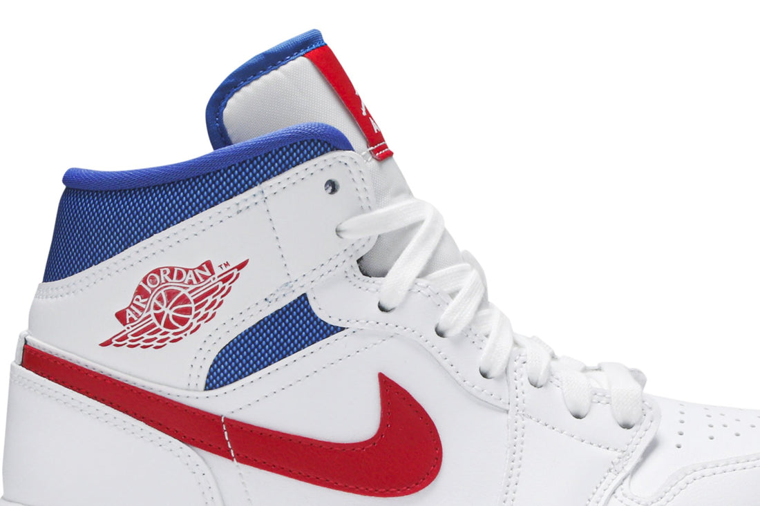 Wmns Air Jordan 1 Mid &