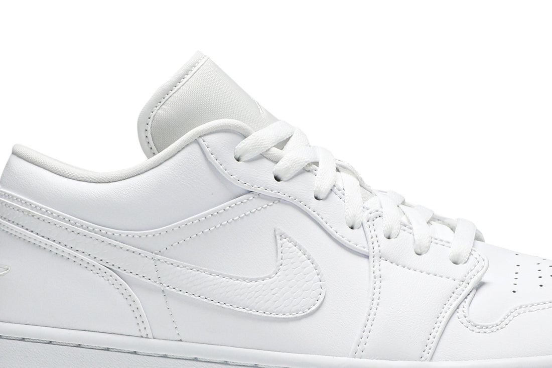 Wmns Air Jordan 1 Low &