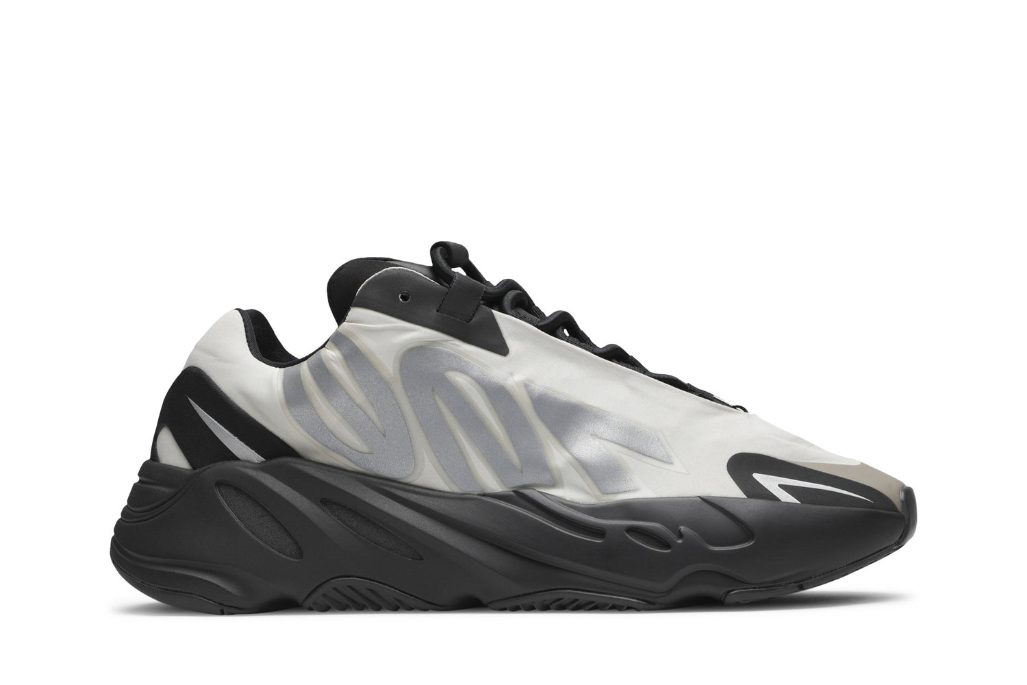 Yeezy Boost 700 MNVN &