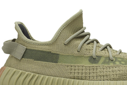 Yeezy Boost 350 V2 &