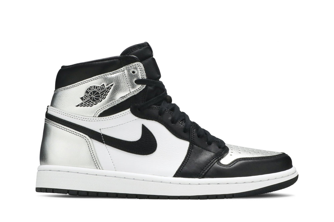 Wmns Air Jordan 1 Retro High OG &