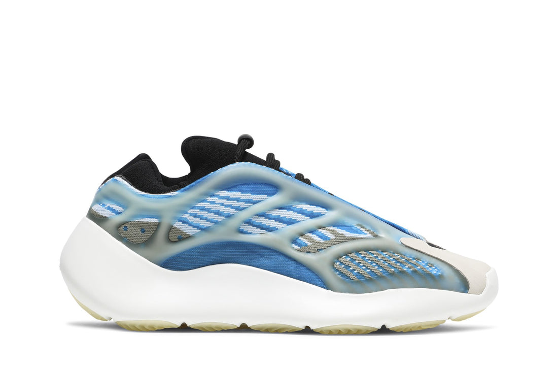 Yeezy 700 V3 &
