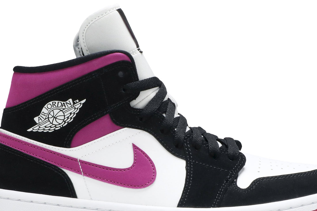 Wmns Air Jordan 1 Mid &