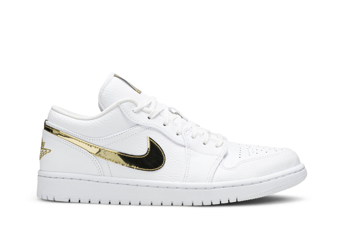 Wmns Air Jordan 1 Retro Low &