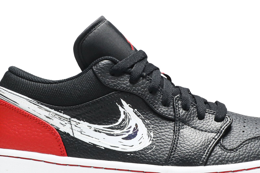 Air Jordan 1 Low &