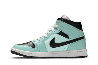 Wmns Air Jordan 1 Mid &