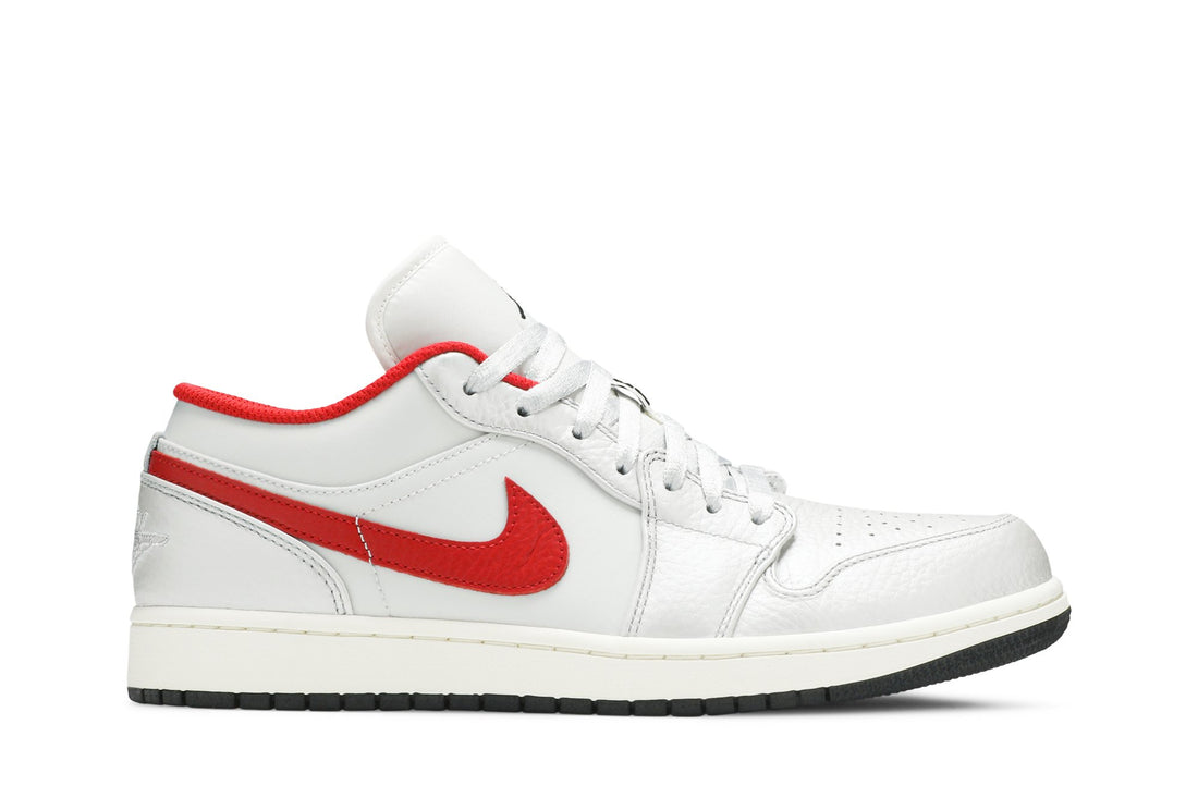 Air Jordan 1 Low &