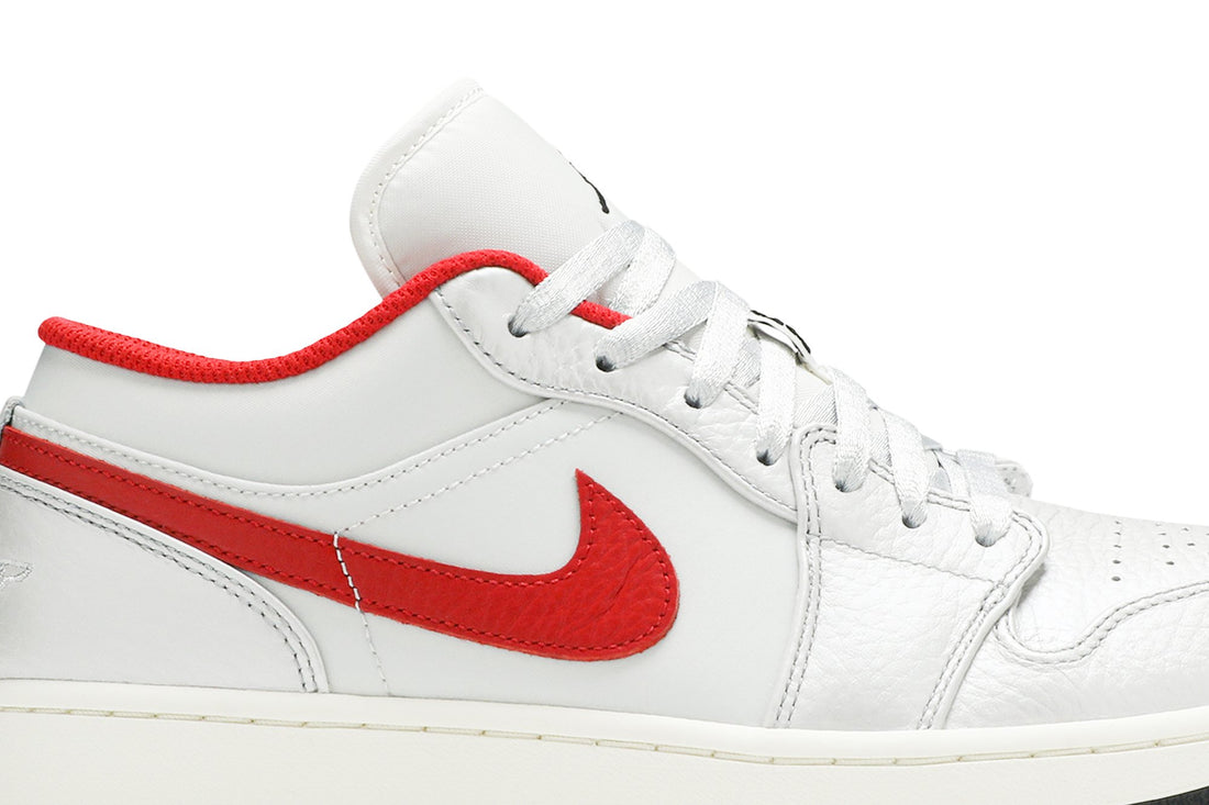 Air Jordan 1 Low &
