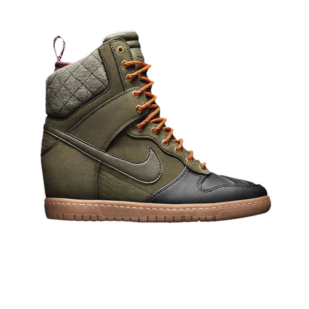 Wmns Dunk Sky High SneakerBoot 2.0 &