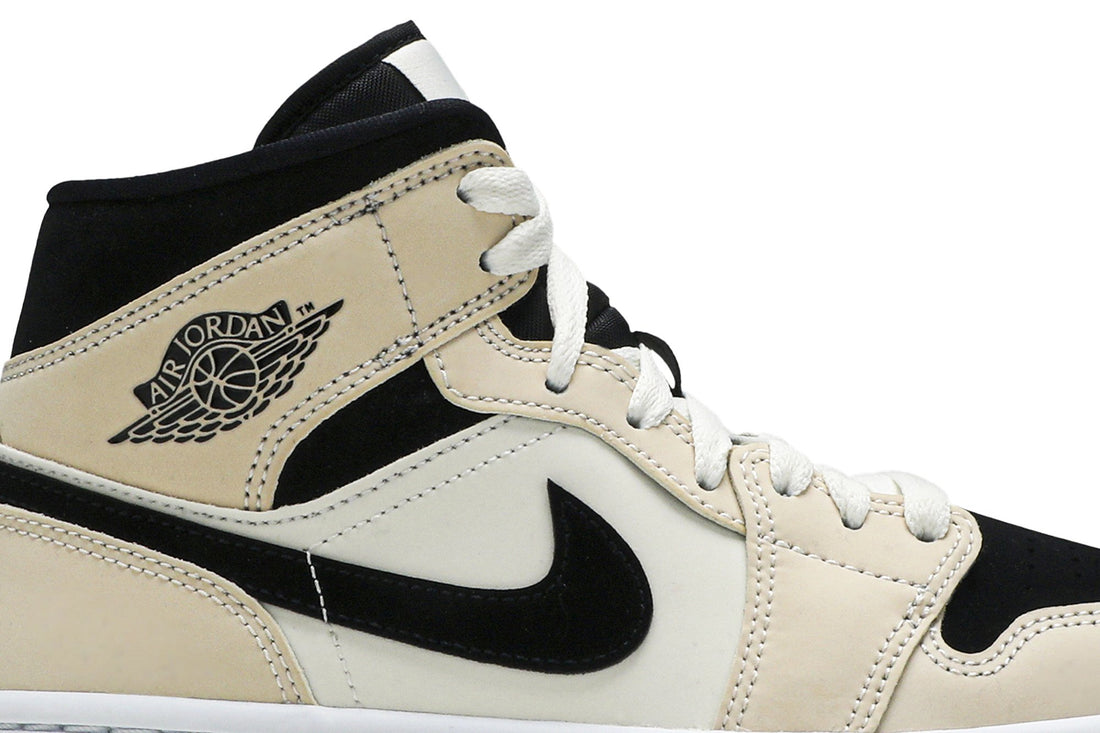 Wmns Air Jordan 1 Mid &