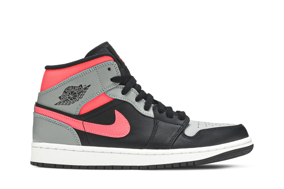 Air Jordan 1 Mid &