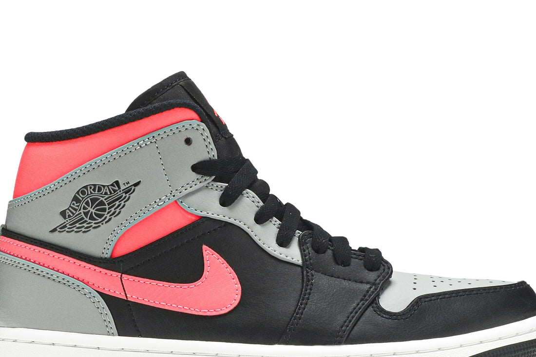 Air Jordan 1 Mid &