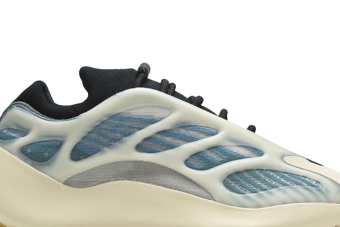 Yeezy 700 V3 &
