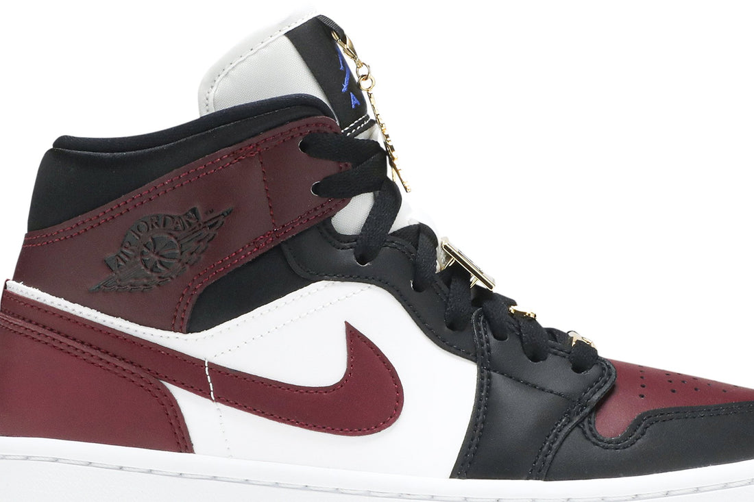 Wmns Air Jordan 1 Mid SE &