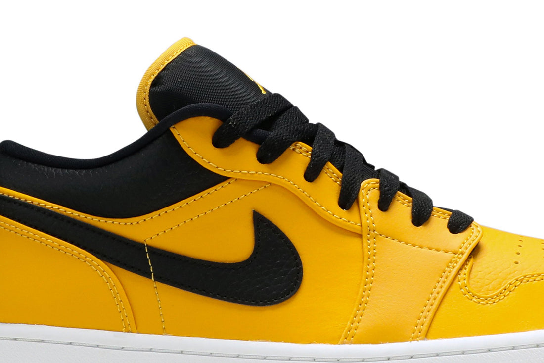 Air Jordan 1 Low &
