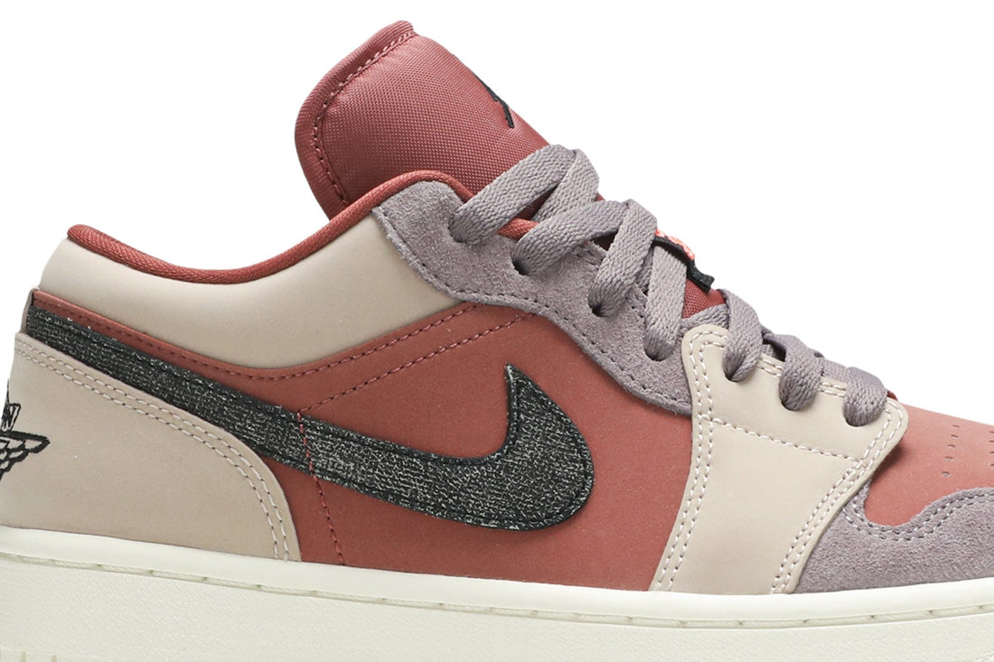 Wmns Air Jordan 1 Low &