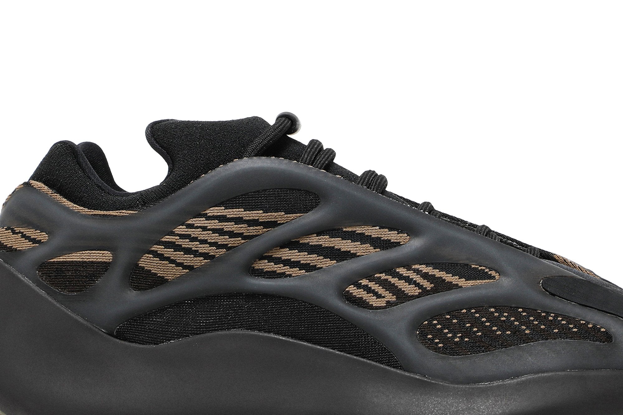 Yeezy 700 V3 &