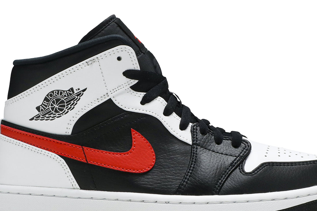Air Jordan 1 Mid &