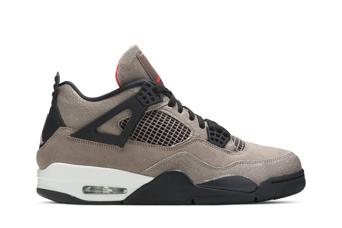 Air Jordan 4 Retro &
