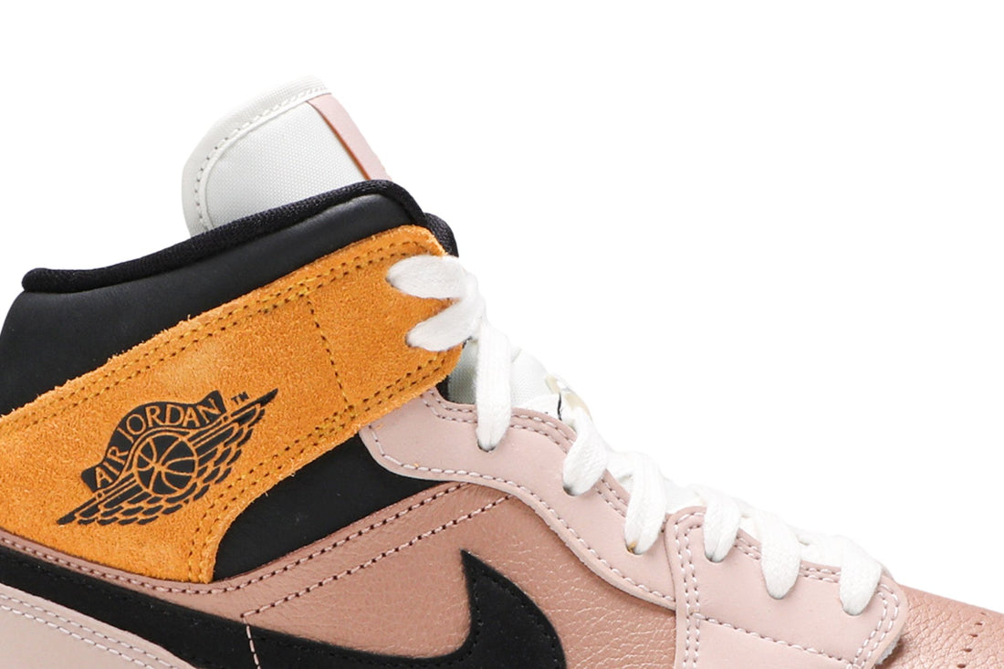 Wmns Air Jordan 1 Mid SE &