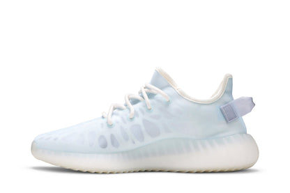 Yeezy Boost 350 V2 &