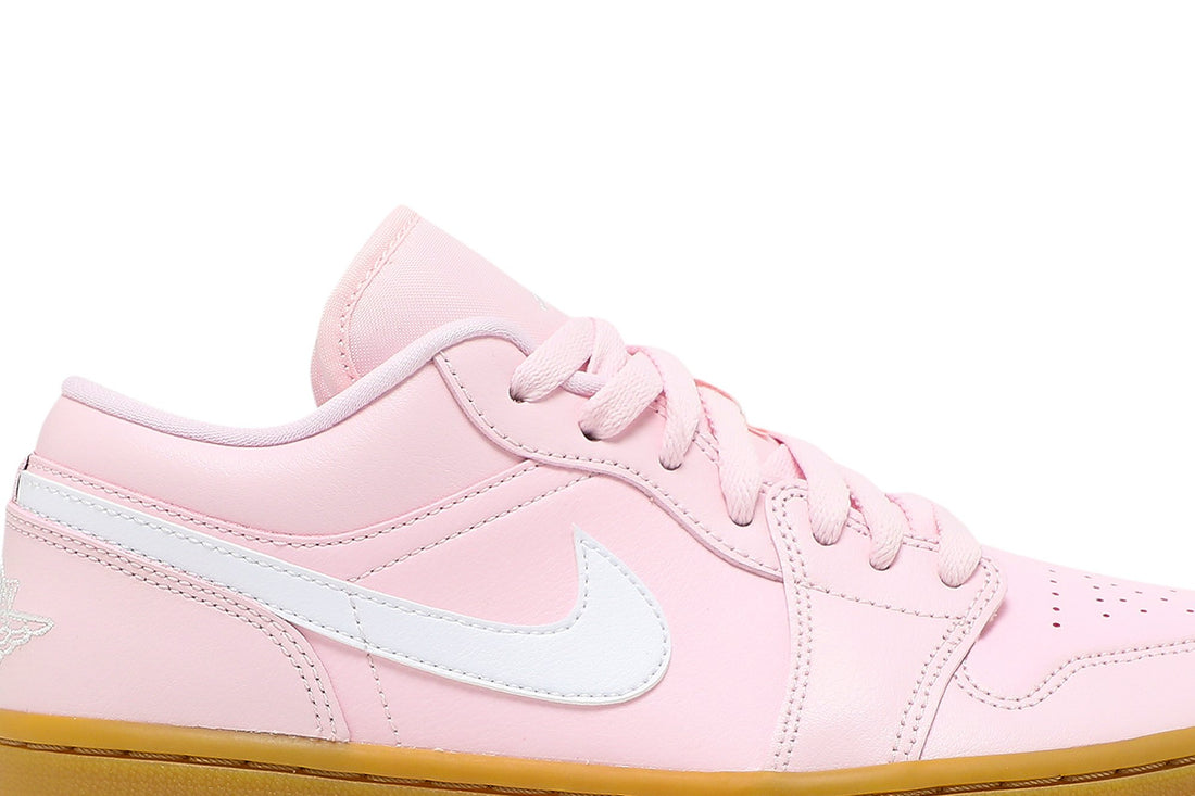 Wmns Air Jordan 1 Low &