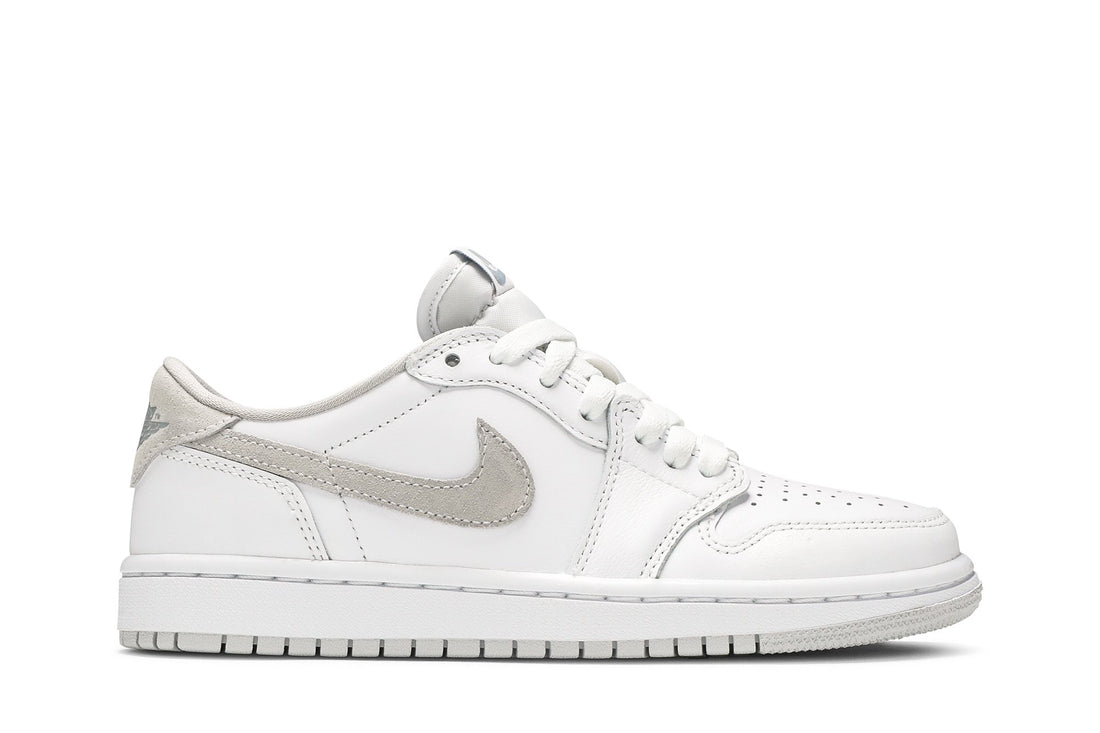 Wmns Air Jordan 1 Retro Low OG &