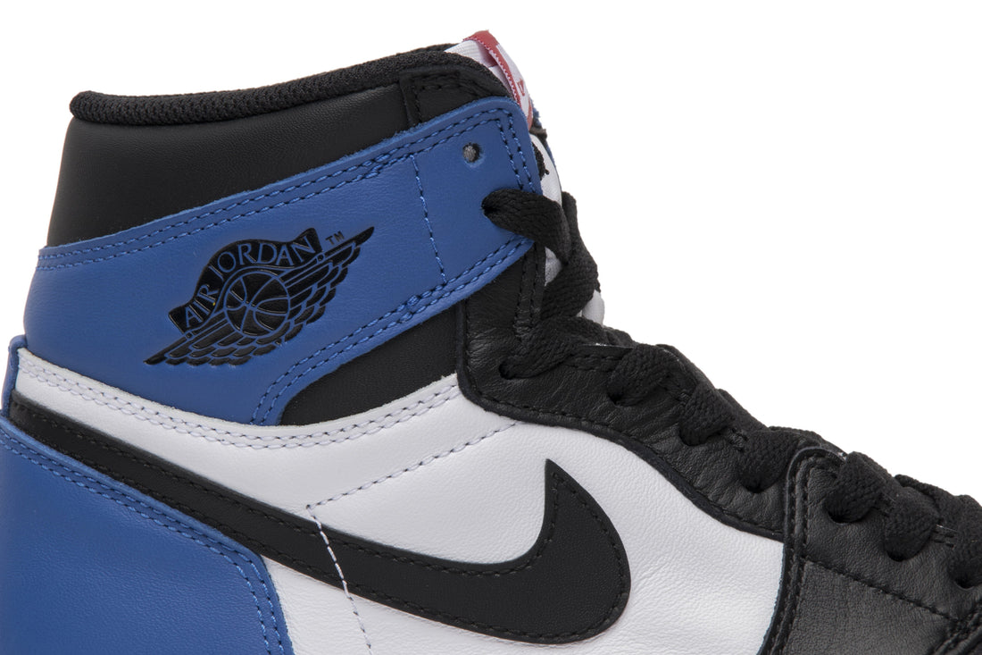 Air Jordan 1 Retro High OG &