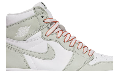Wmns Air Jordan 1 Retro High OG &