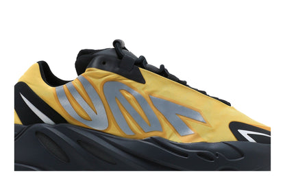 Yeezy Boost 700 MNVN &