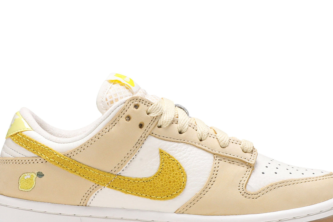 Wmns Dunk Low &