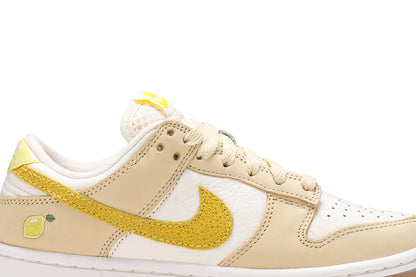 Wmns Dunk Low &