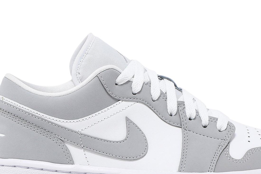 Wmns Air Jordan 1 Low &