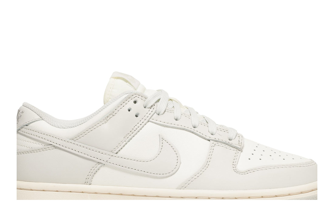Wmns Dunk Low &